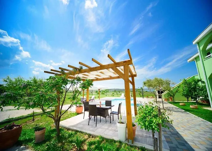 Апартаменты In Croatia Near The Coast Любач